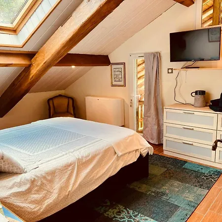 L'escafouchot De Moulere Bed & Breakfast *